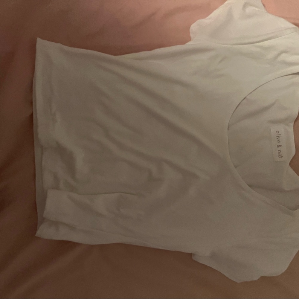 White Crew Neck T-Shirt by olive & Oak
